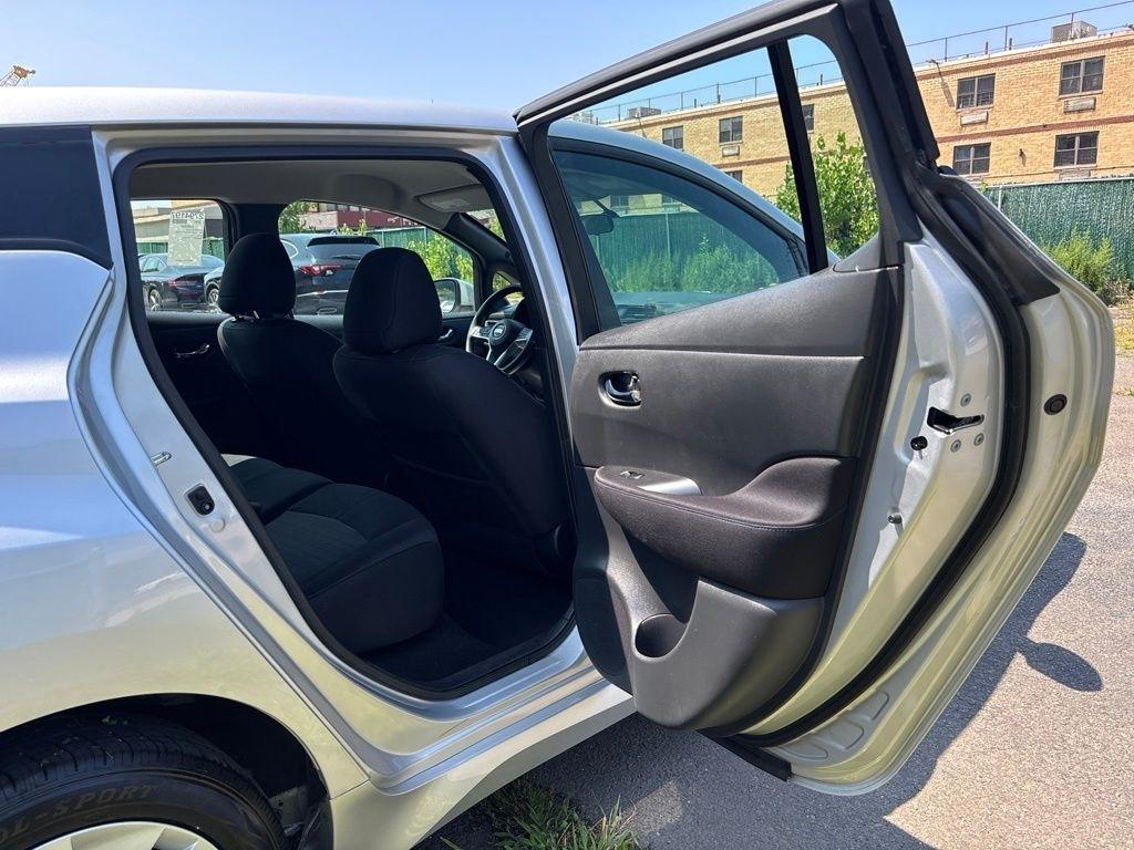Nissan Leaf  2018