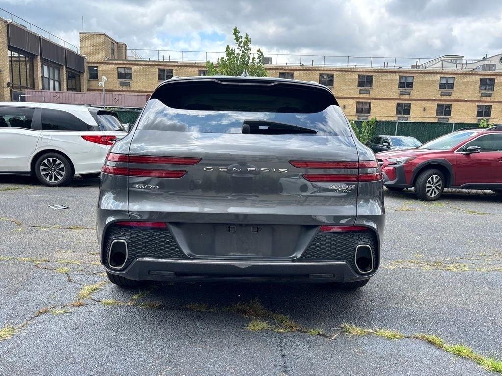 Genesis GV70  2022
