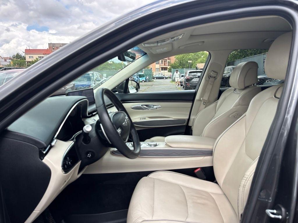 Genesis GV70  2022