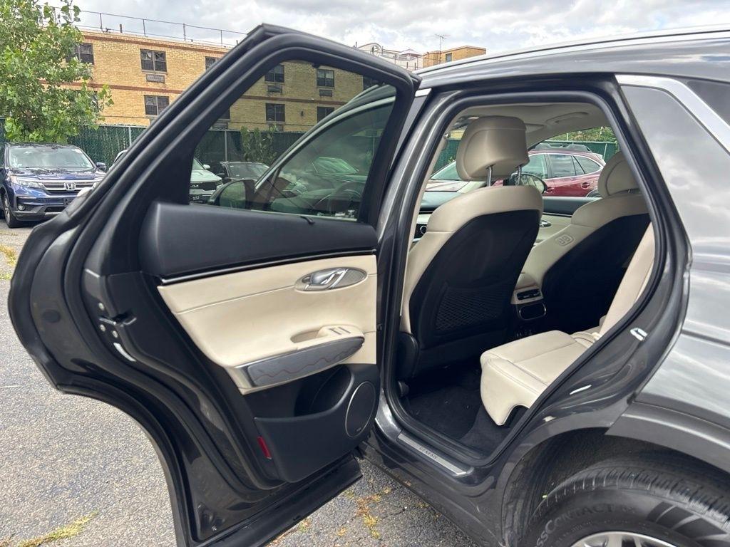 Genesis GV70  2022