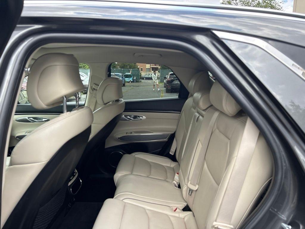 Genesis GV70  2022