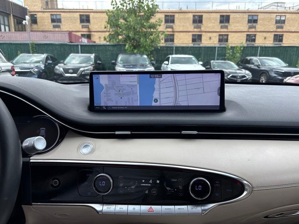 Genesis GV70  2022