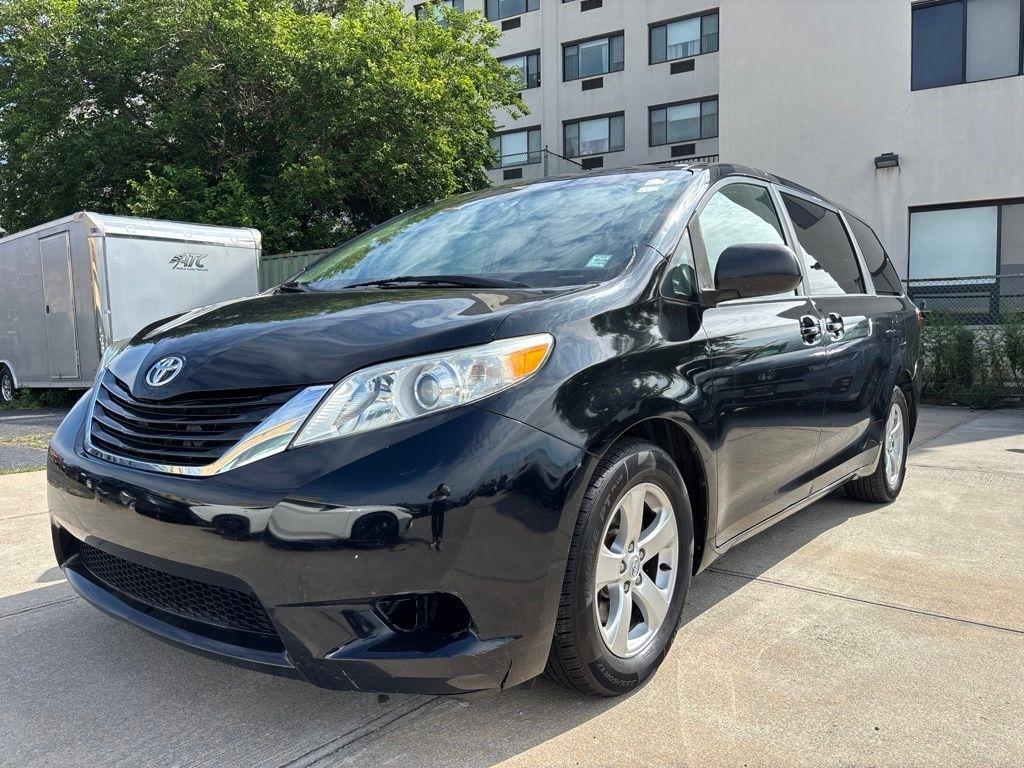 Toyota Sienna  2015