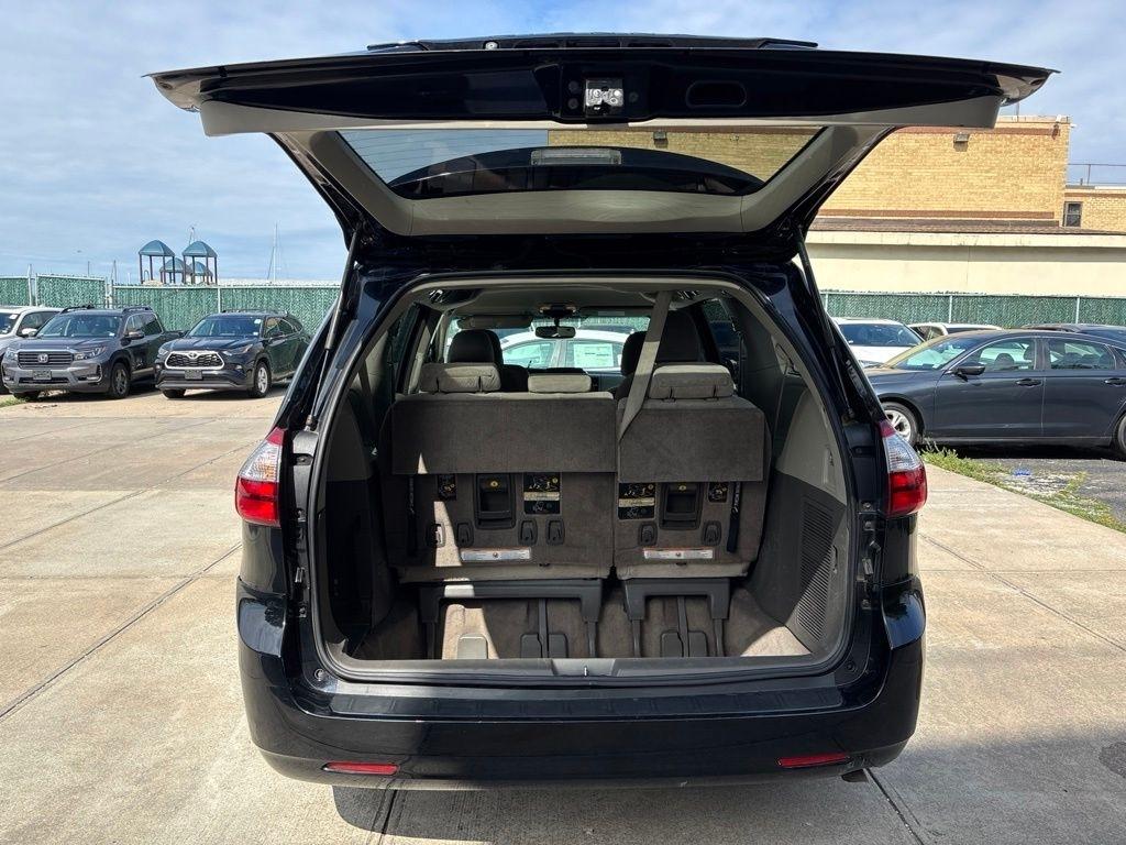Toyota Sienna  2015
