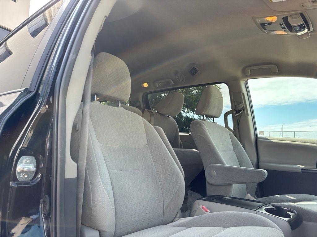 Toyota Sienna  2015