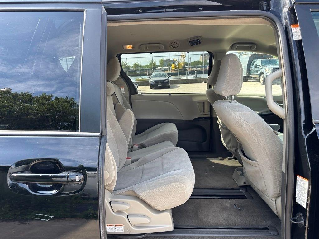 Toyota Sienna  2015