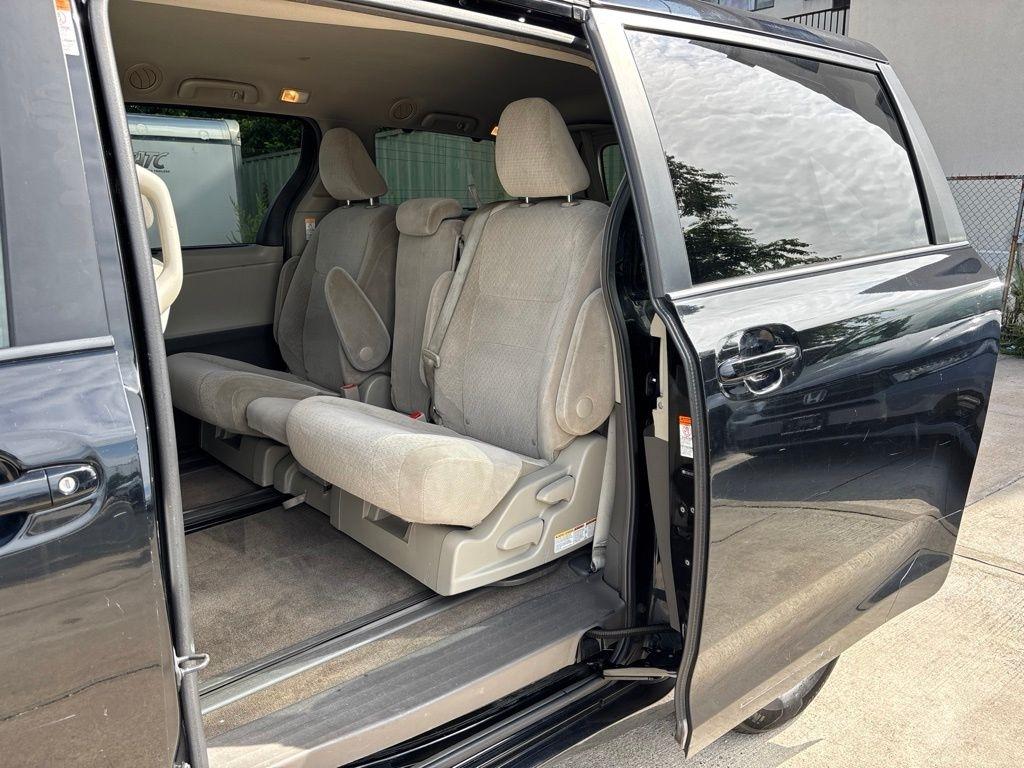 Toyota Sienna  2015