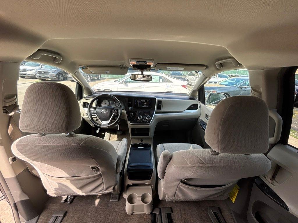 Toyota Sienna  2015