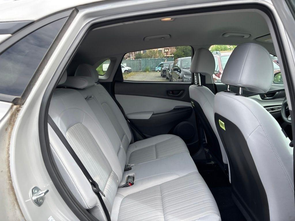 Hyundai Kona  2023