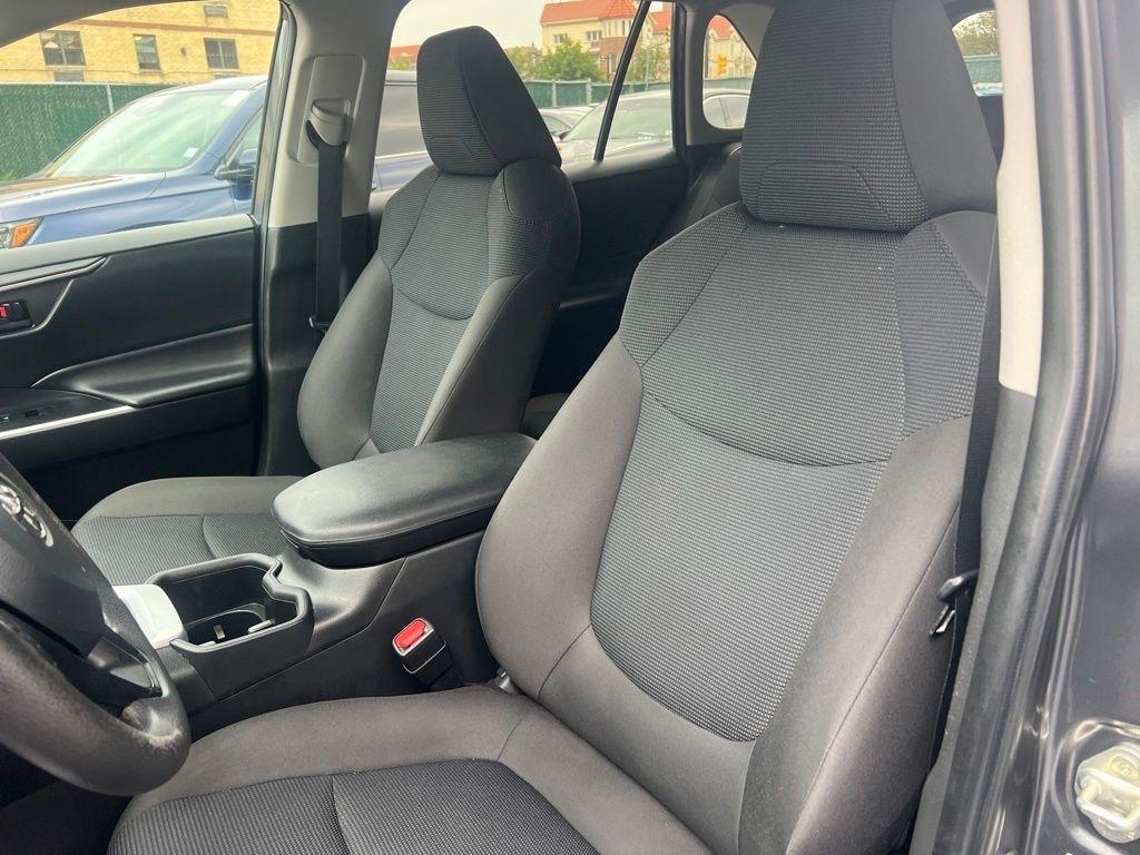 Toyota RAV4  2023