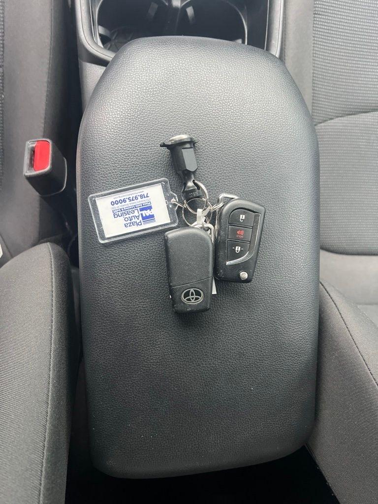 Toyota RAV4  2023