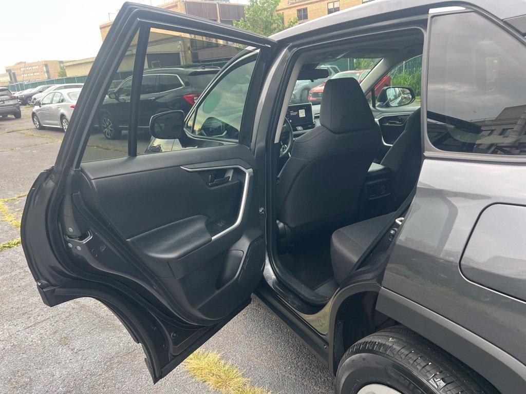 Toyota RAV4  2023