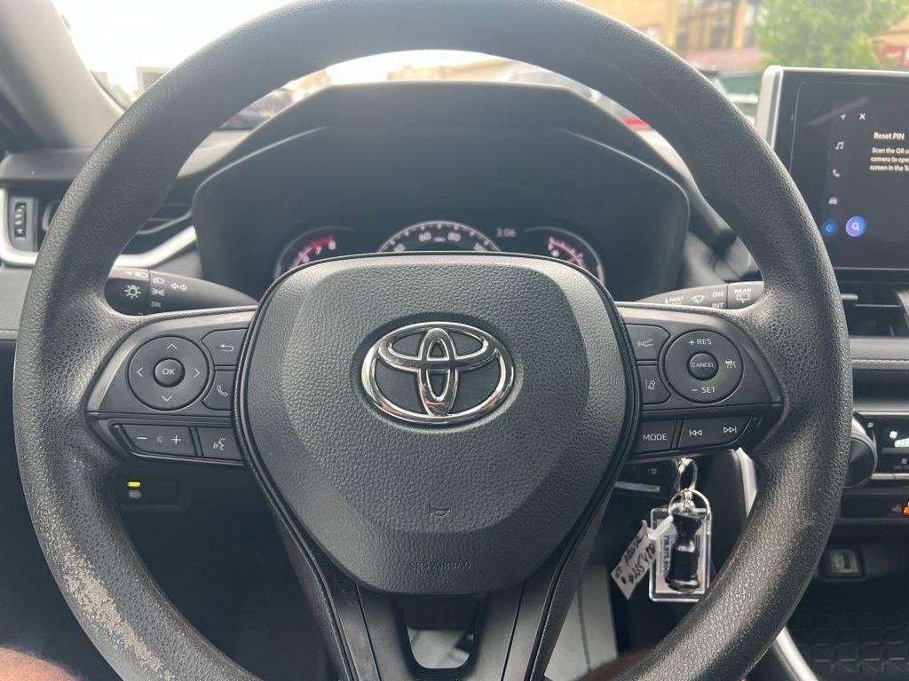 Toyota RAV4  2023