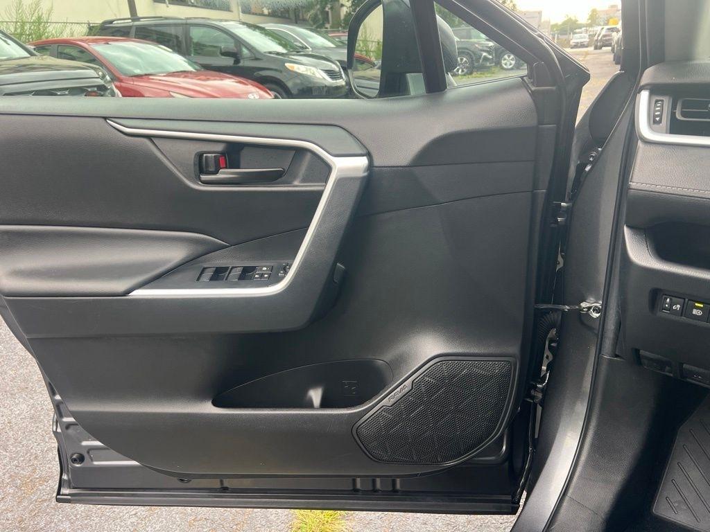 Toyota RAV4  2023