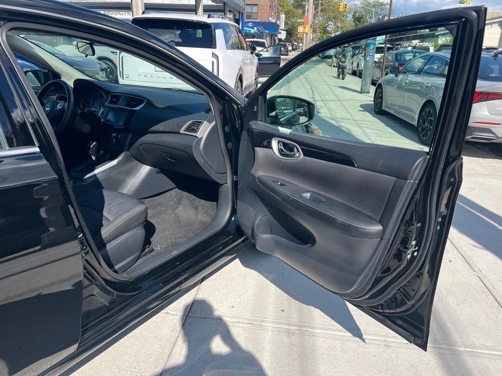 Nissan Sentra  2019