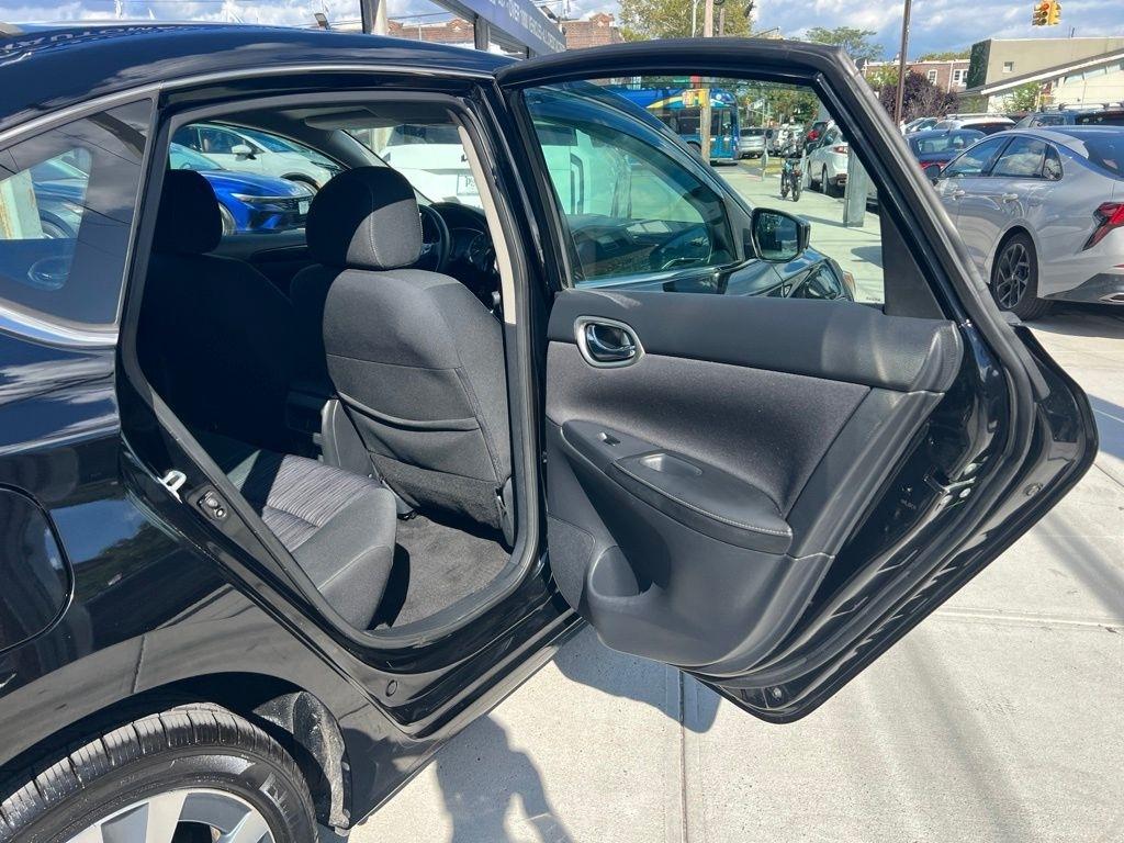 Nissan Sentra  2019