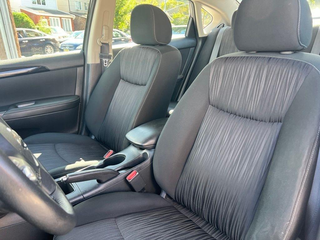 Nissan Sentra  2019