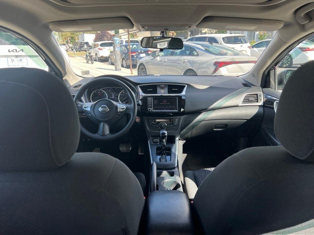 Nissan Sentra  2019