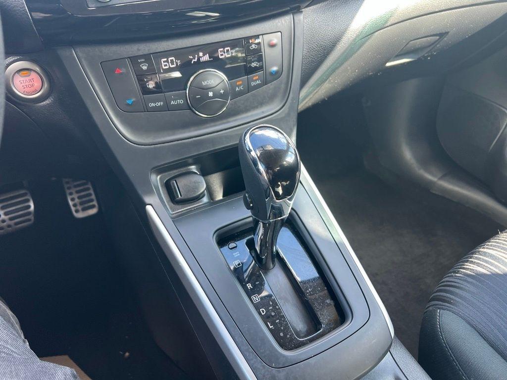 Nissan Sentra  2019