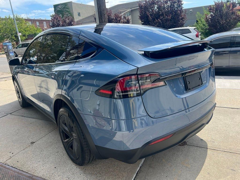 Tesla Model X  2026