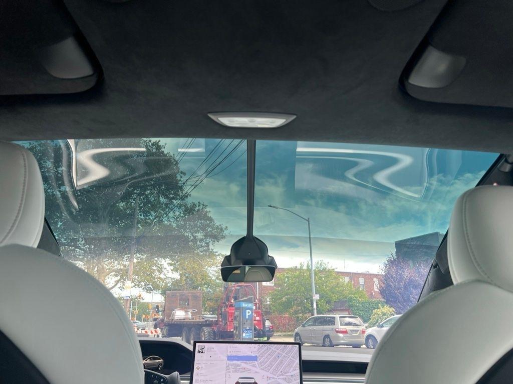 Tesla Model X  2026