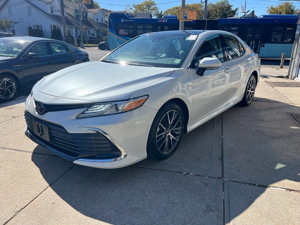 Toyota Camry  2024