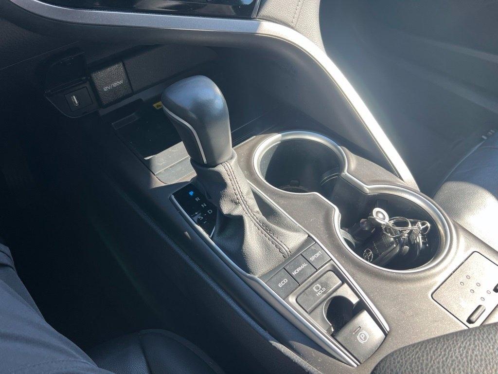 Toyota Camry  2024