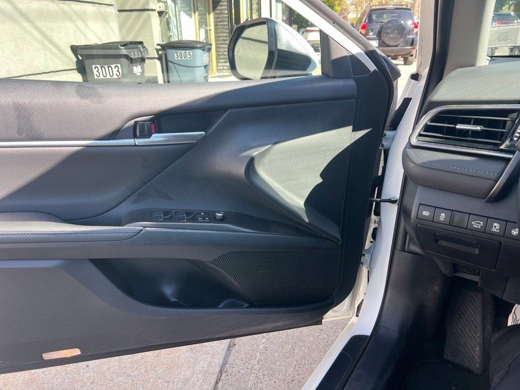 Toyota Camry  2024