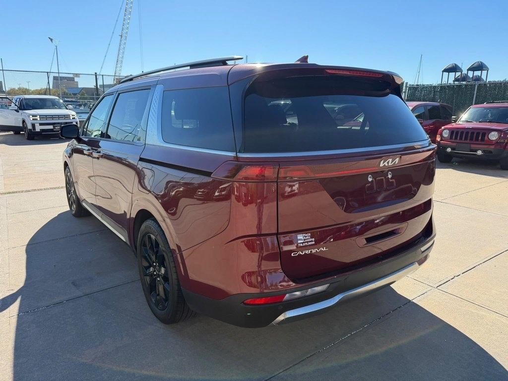 Kia Carnival  2024