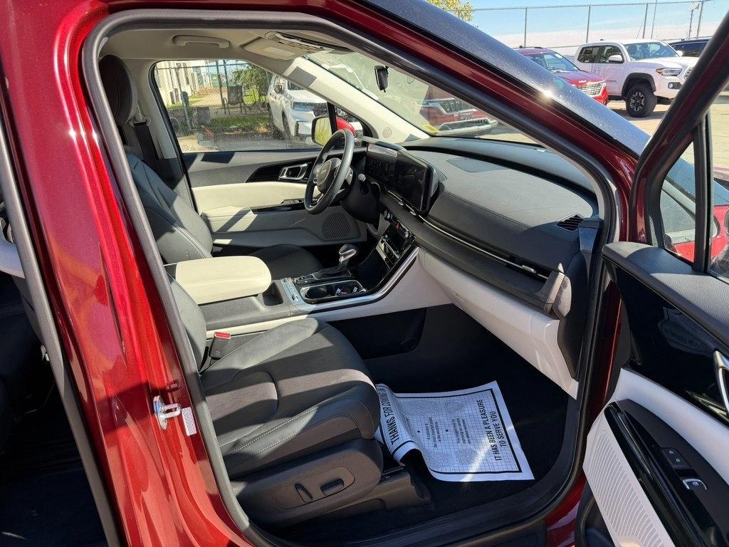 Kia Carnival  2024