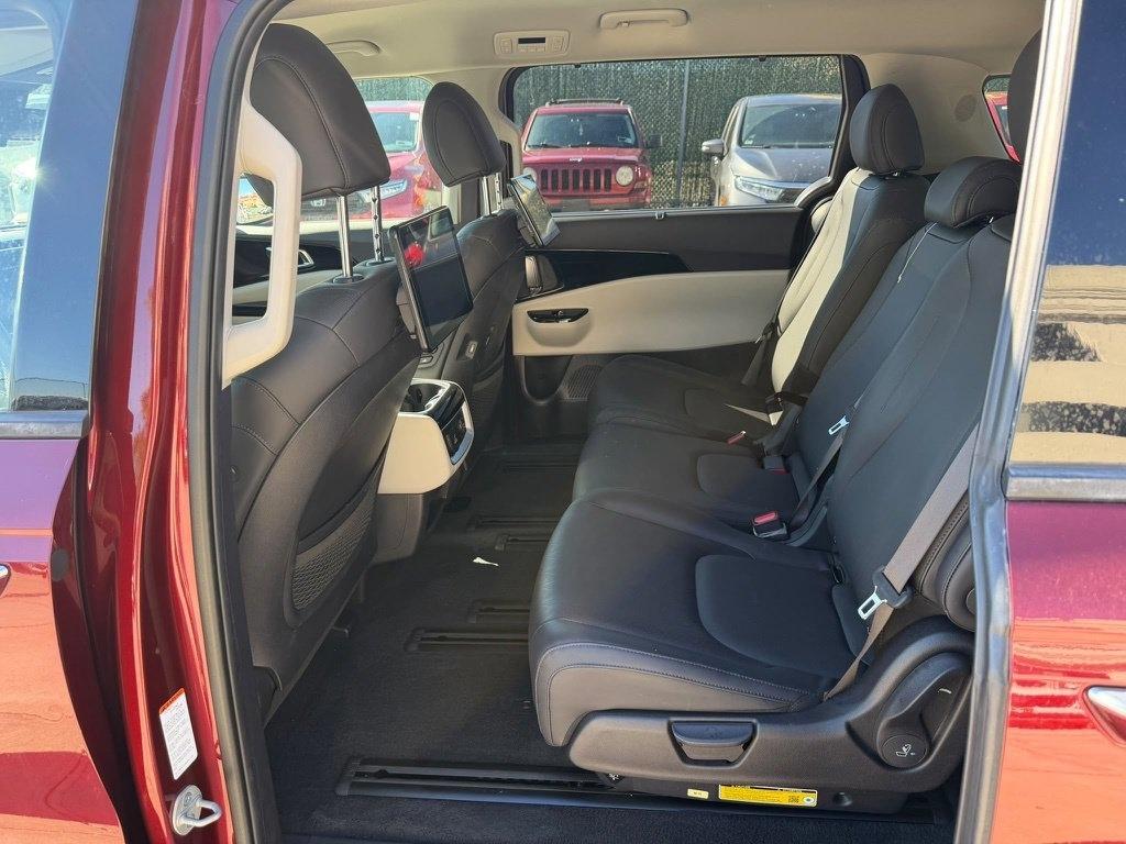Kia Carnival  2024