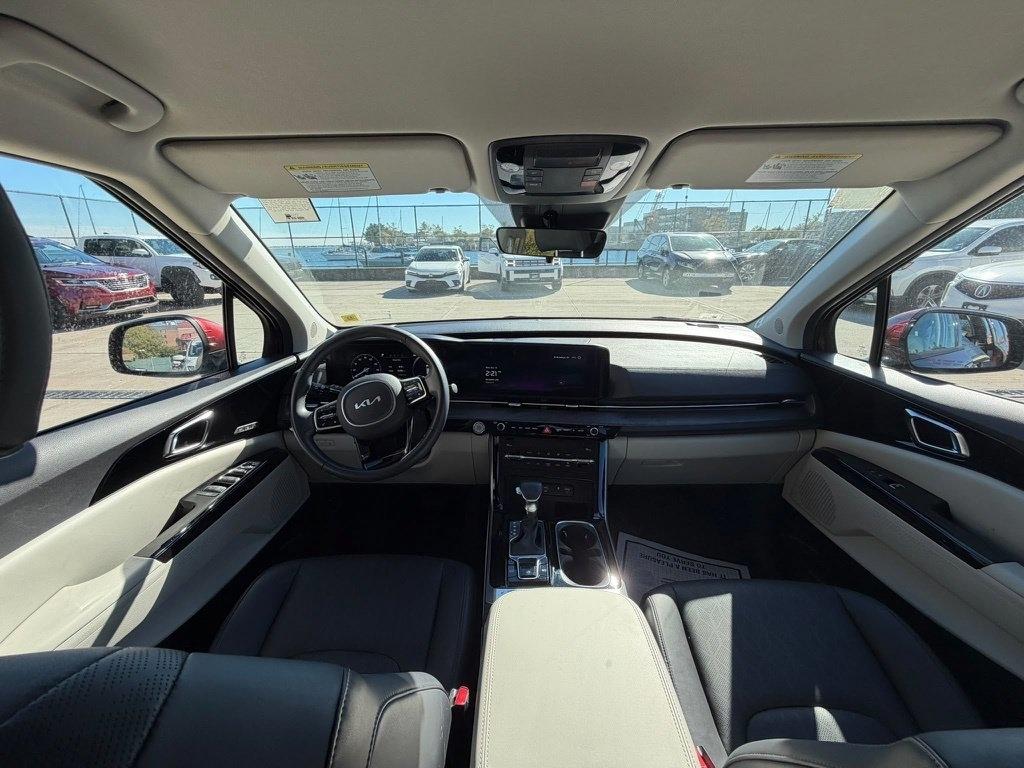 Kia Carnival  2024