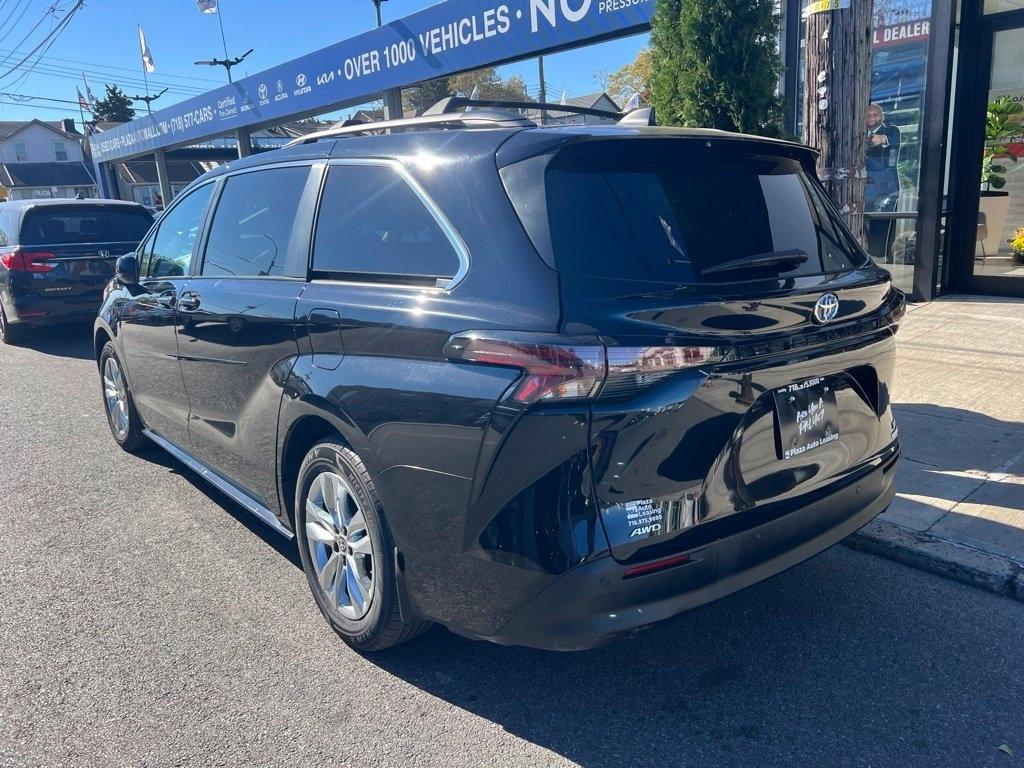 Toyota Sienna  2024