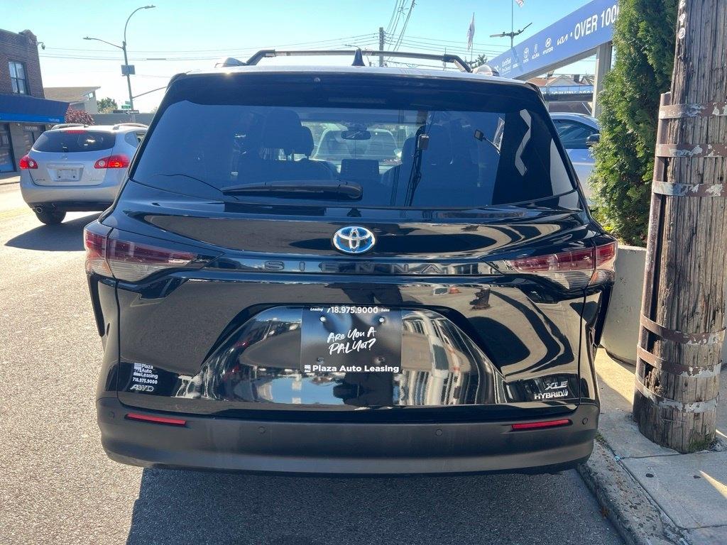 Toyota Sienna  2024