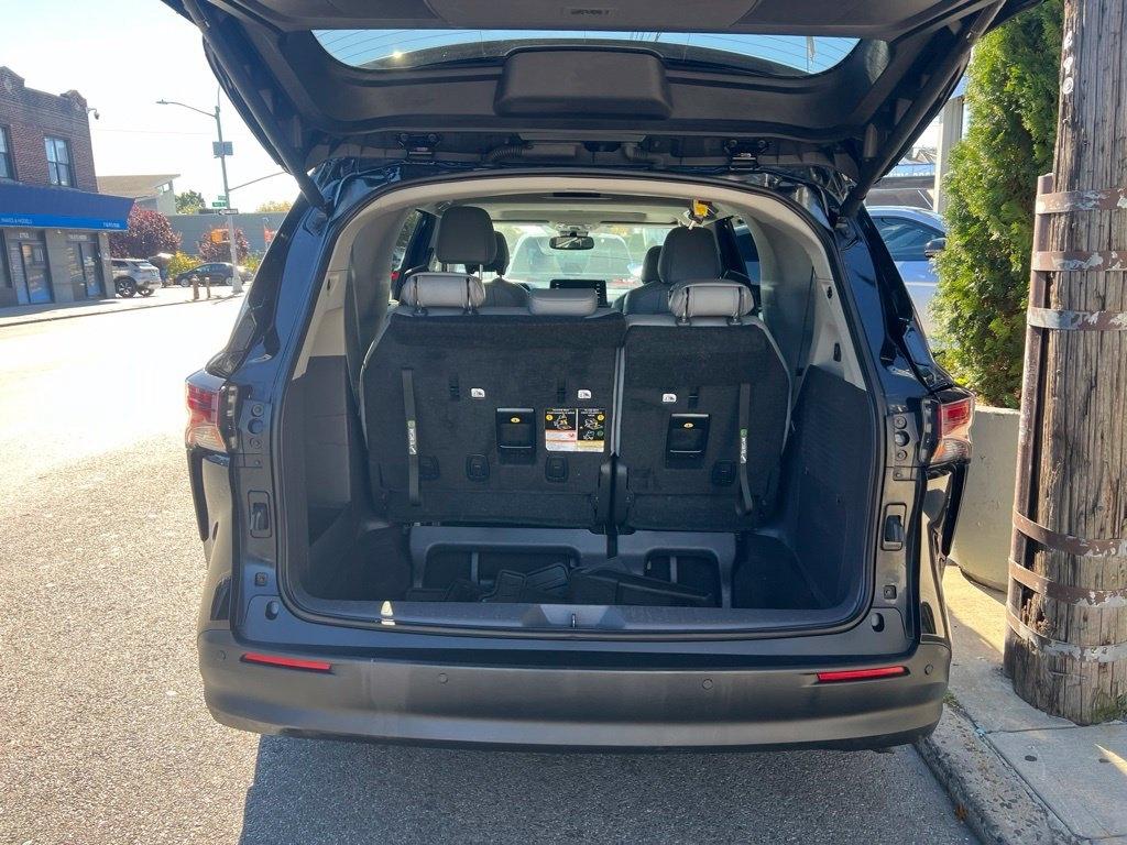 Toyota Sienna  2024