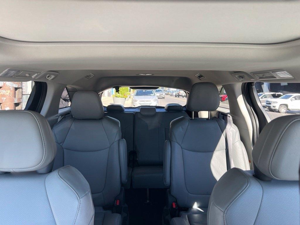 Toyota Sienna  2024