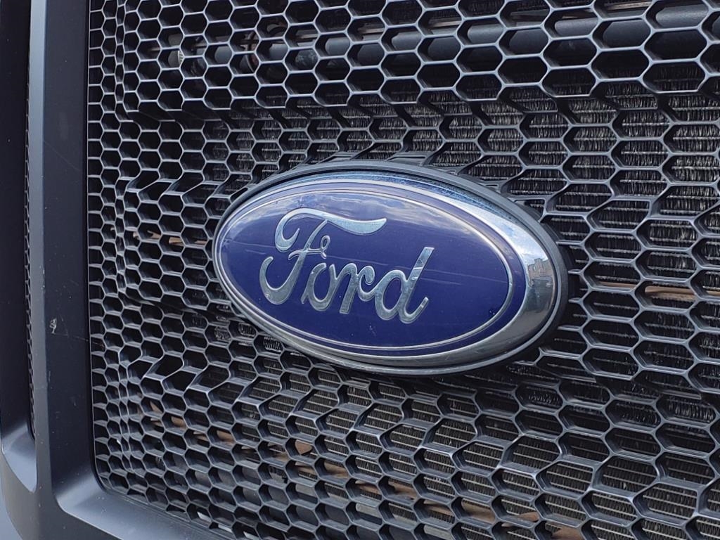 Ford Super Duty F-650 Straight Frame Reg Cab 2016