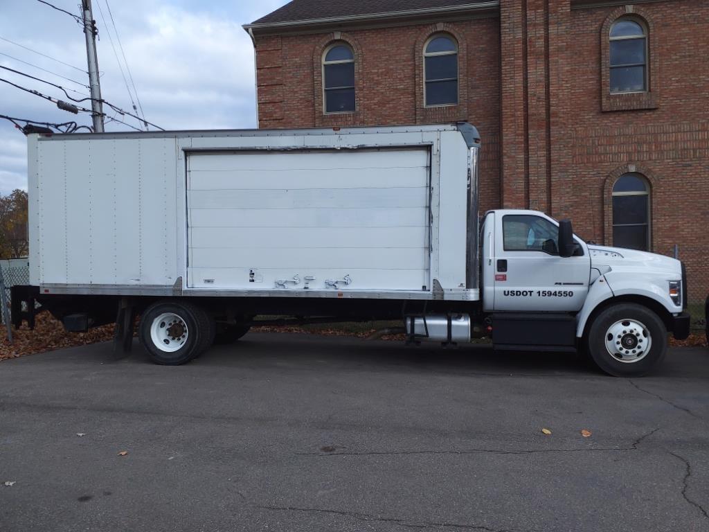 Ford Super Duty F-650 Straight Frame Reg Cab 2016