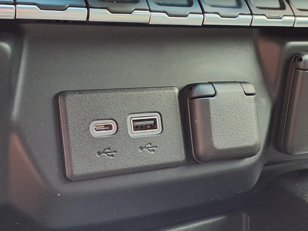 Chevrolet Silverado 1500 4WD Crew Cab 147" LT Trail Boss 2021 Chevrolet Silverado 1500 4WD Crew Cab 147" LT Trail Boss 2021