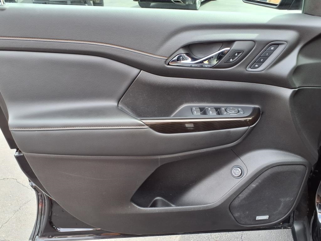 GMC Acadia AWD 4dr AT4 2022