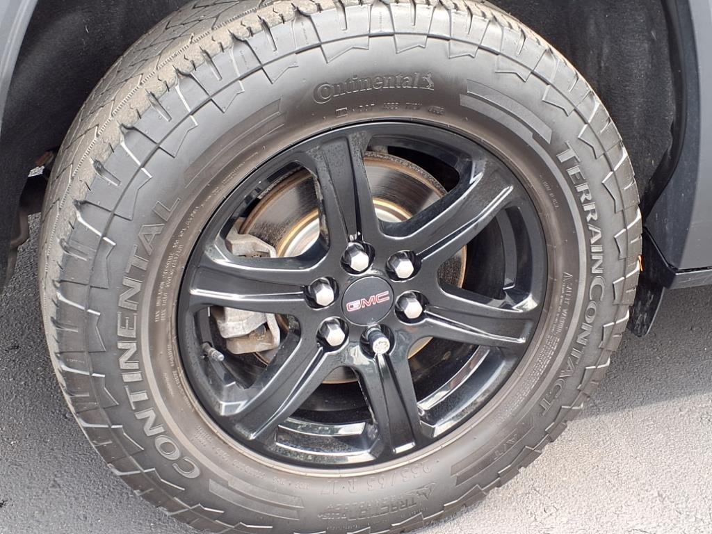 GMC Acadia AWD 4dr AT4 2022