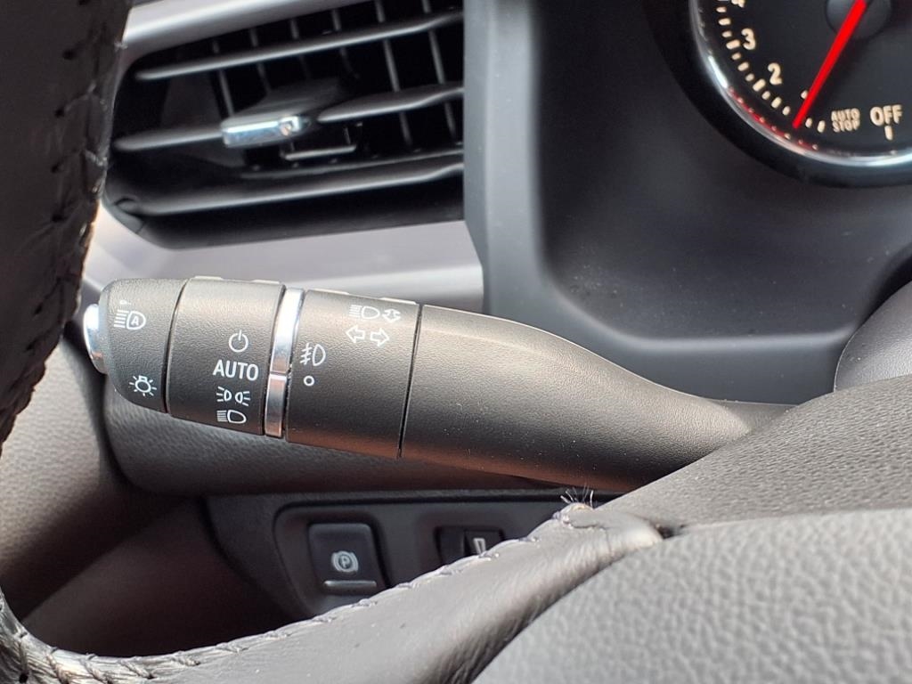 GMC Acadia AWD 4dr AT4 2022