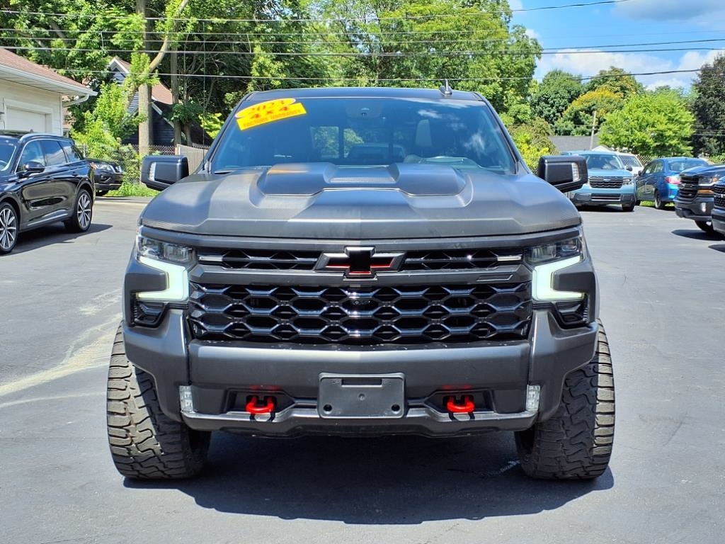 2023 Chevrolet Silverado 1500 ZR2 photo 2