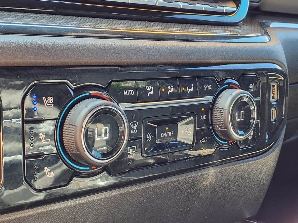 Chevrolet Silverado 1500 4WD Crew Cab 147" ZR2 2023