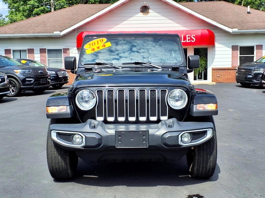 2019 Jeep Wrangler Unlimited Sahara photo 2