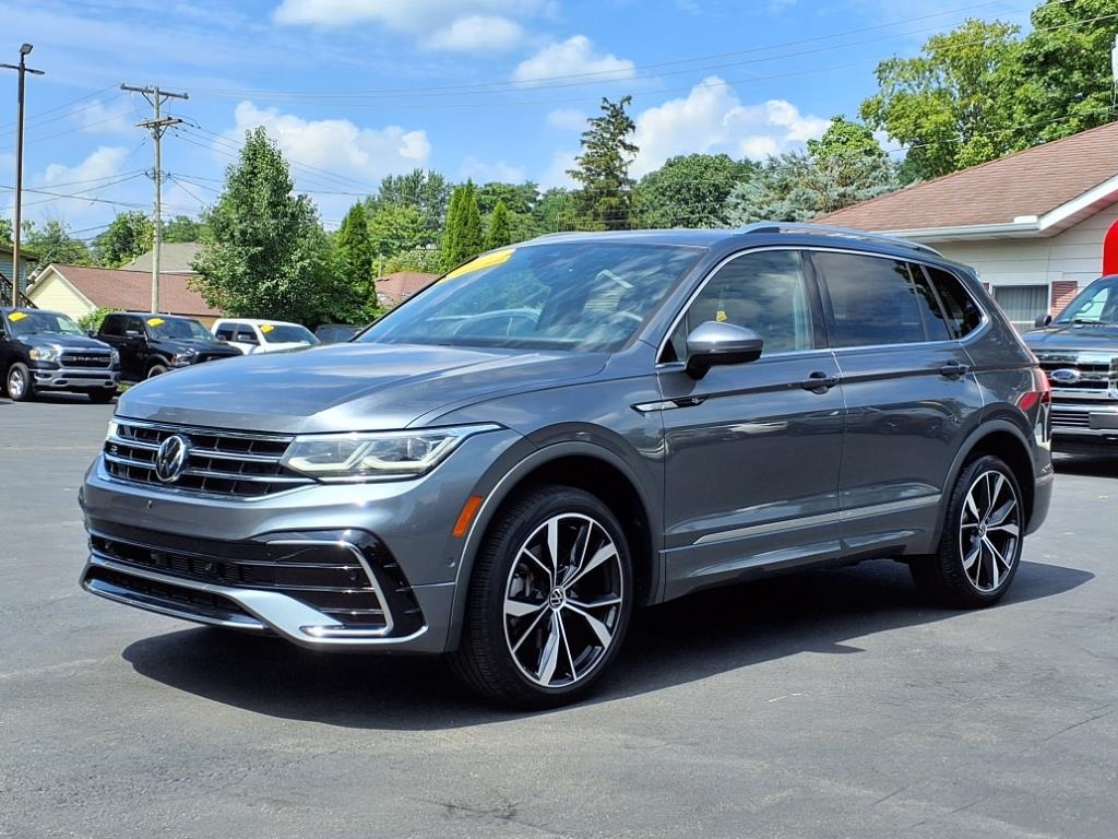 Volkswagen Tiguan 2.0T SEL R-Line 4MOTION 2022 Volkswagen Tiguan 2.0T SEL R-Line 4MOTION 2022