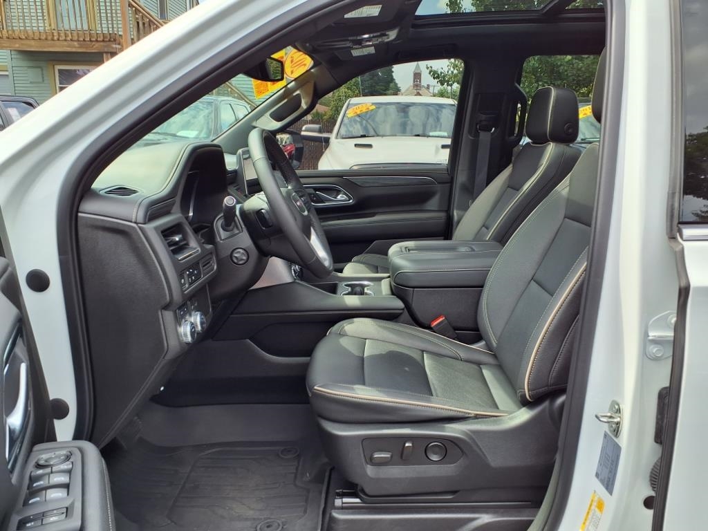 GMC Yukon 4WD 4dr SLT 2023 GMC Yukon 4WD 4dr SLT 2023