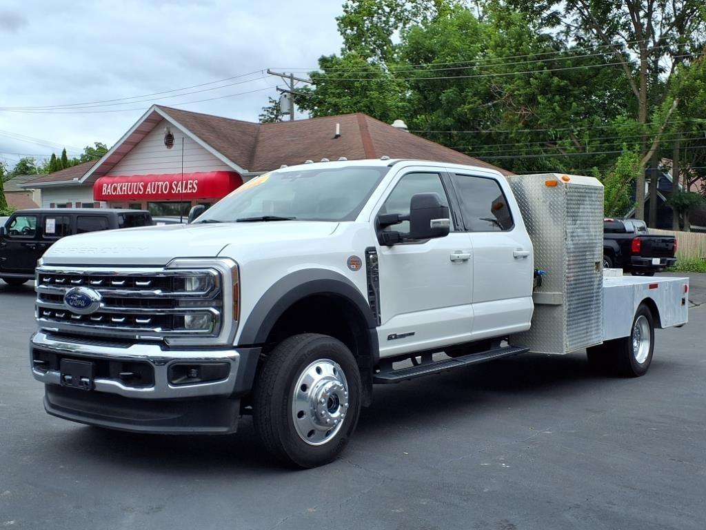 Ford Super Duty F-450 DRW Lariat 4WD Crew Cab 203" WB 84" CA 2024