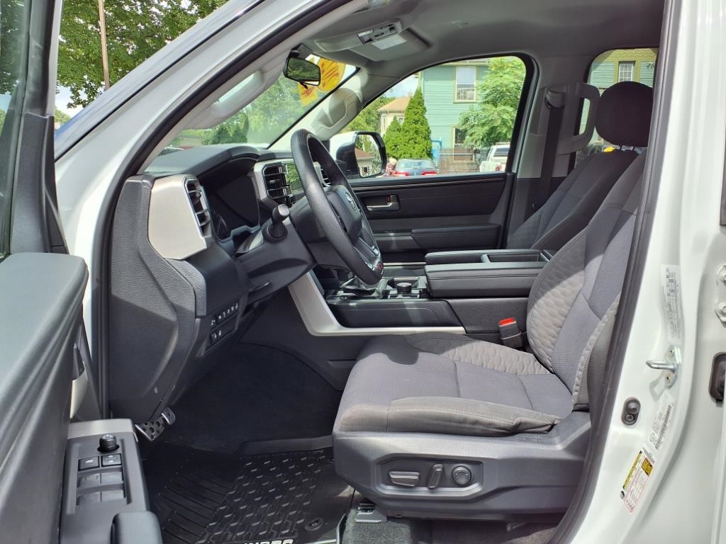 Toyota Tundra 4WD SR5 CrewMax 6.5' Bed (Natl) 2022 Toyota Tundra 4WD SR5 CrewMax 6.5' Bed (Natl) 2022