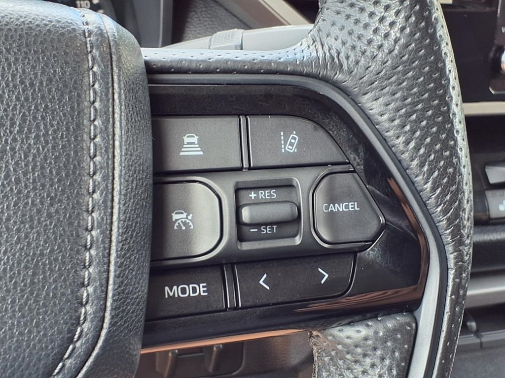 Toyota Tundra 4WD SR5 CrewMax 6.5' Bed (Natl) 2022 Toyota Tundra 4WD SR5 CrewMax 6.5' Bed (Natl) 2022